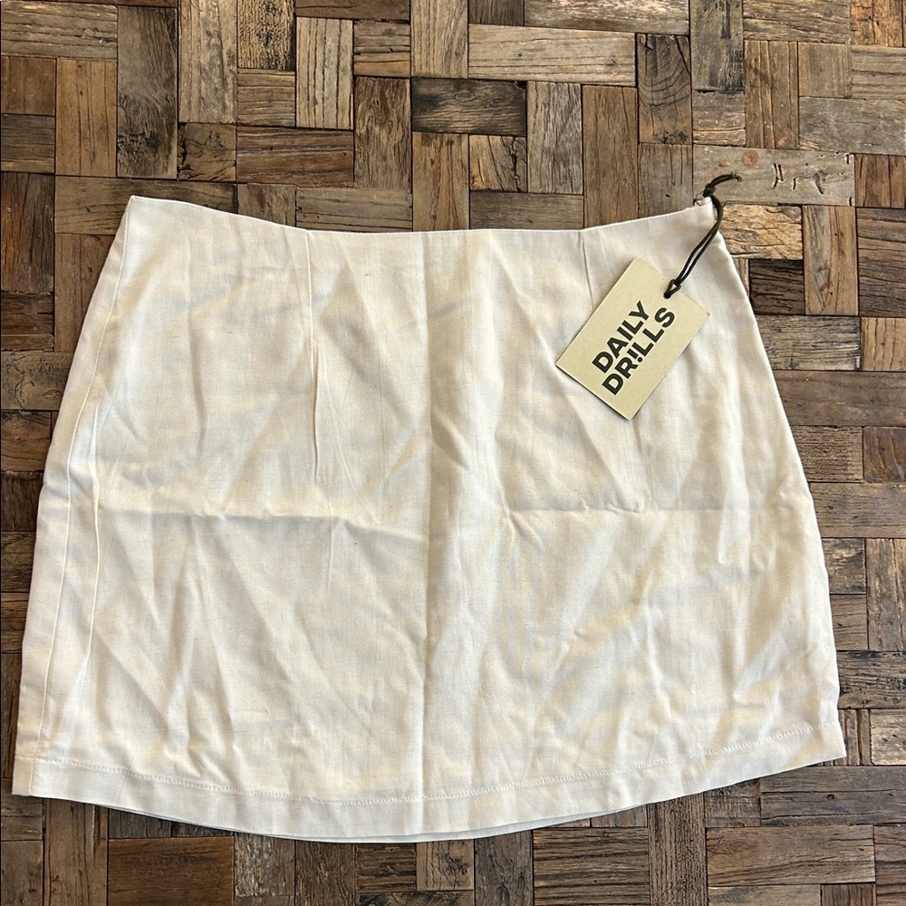 Daily Drills Linen Blend Mini Skirt NWT Size Large
